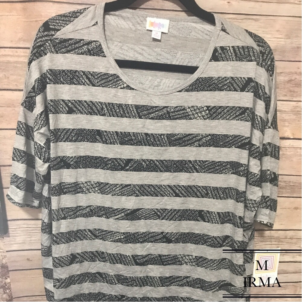 LuLaRoe Irma Tunic M